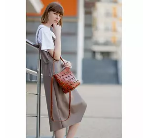 Кожаная плетеная женская сумка Пазл M светло-коричневая Krast